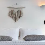 Mykonian Mews Luxury * 普沙罗