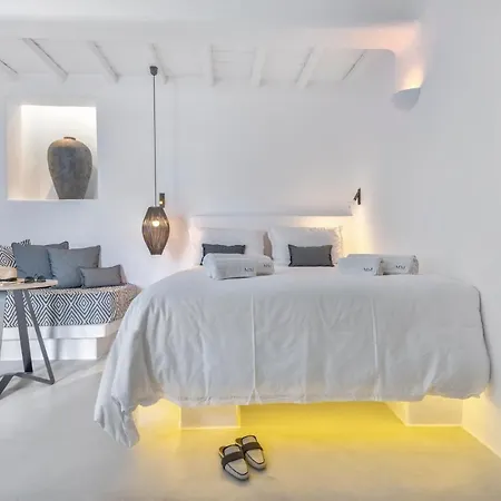 Mykonian Mews Luxury *