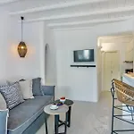 Mykonian Mews Luxury *