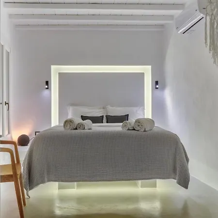 Willa Mykonian Mews Luxury *